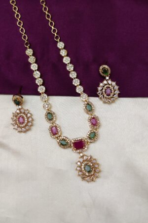 AD MULTI COLOURED NECKLACE