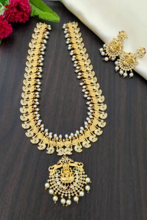 Lakshmi peacock haram