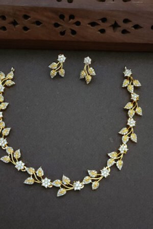 Leafy White Stoned Necklace