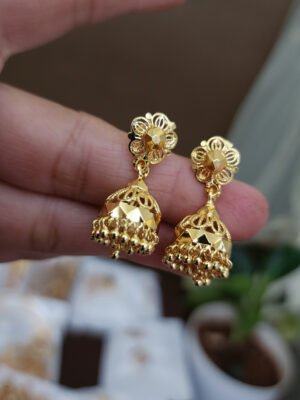 Floral earring