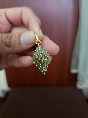 Diamond replica pendent